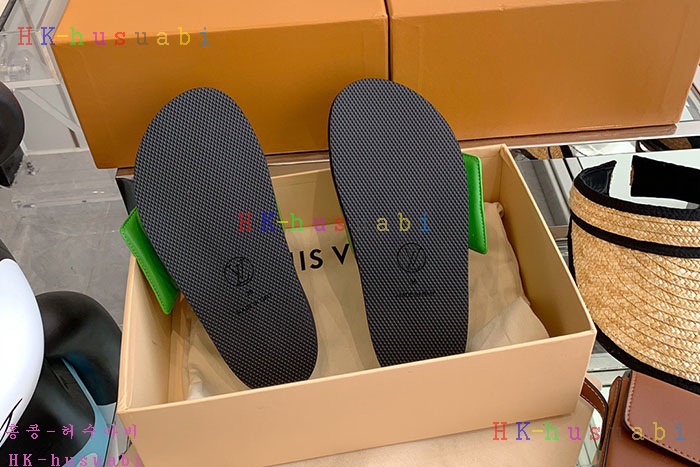 NEW 루이비통 샌들 신상 LV 525259