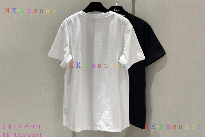NEW 디올 반팔티 신상  DR 8585014