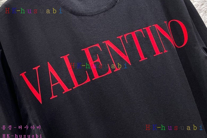 NEW 발렌티노 반팔티 신상 V 527720