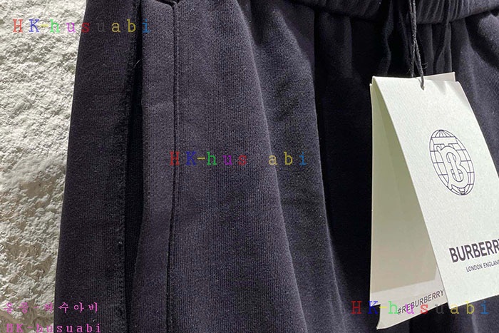 NEW 버버리 반바지 신상 BB 572773