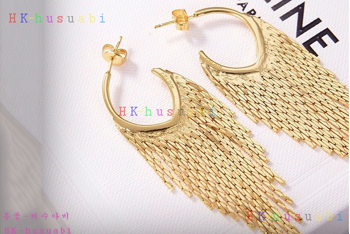 NEW 셀린느 귀걸이 신상 C 5528221