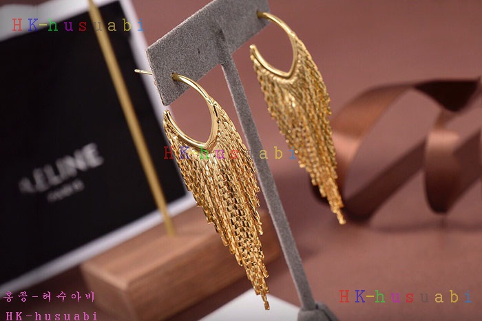 NEW 셀린느 귀걸이 신상 C 5528221