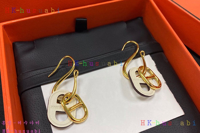 NEW 에르메스 귀걸이 신상 H 72551