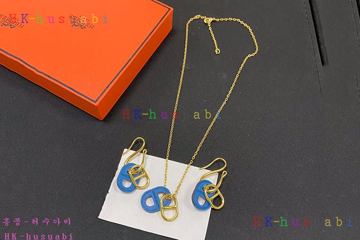 NEW 에르메스 목걸이 신상 H 72555