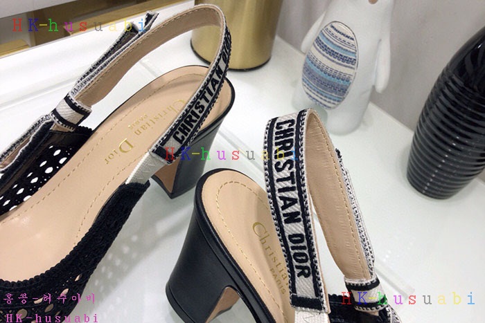 NEW 디올 신발 신상 DR 776559