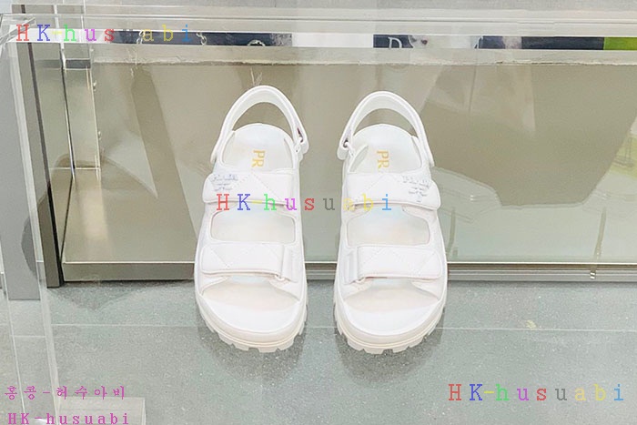 NEW 프라다 샌들 신상 P 242551