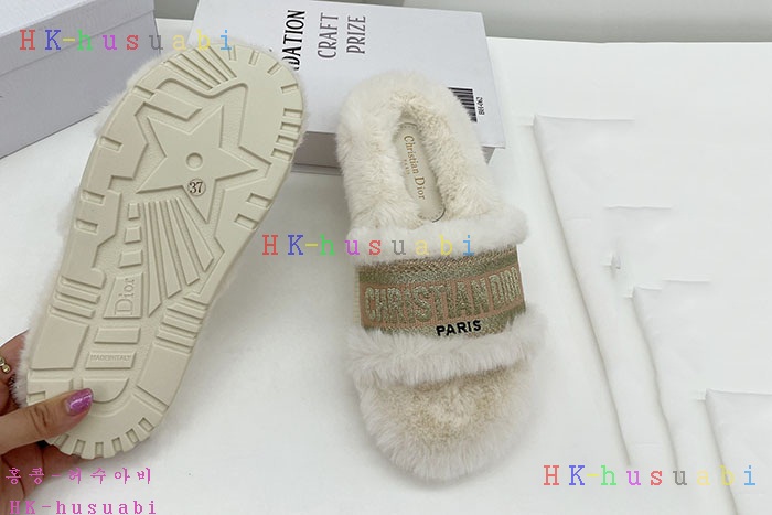 NEW 디올 슬리퍼 신상 DR 472210