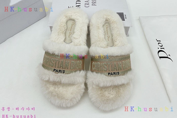 NEW 디올 슬리퍼 신상 DR 472210