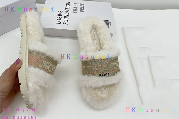NEW 디올 슬리퍼 신상 DR 472210