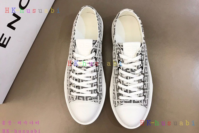 NEW 지방시 스니커즈 신상 GV 733651