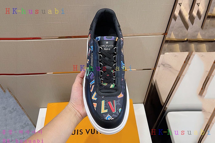 NEW 루이비통 스니커즈 신상 LV 677420