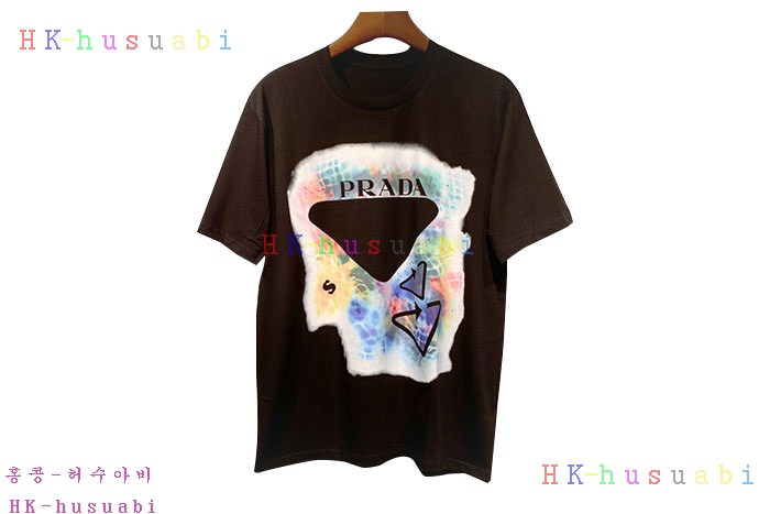 NEW 프라다 반팔티 신상 P 4717240