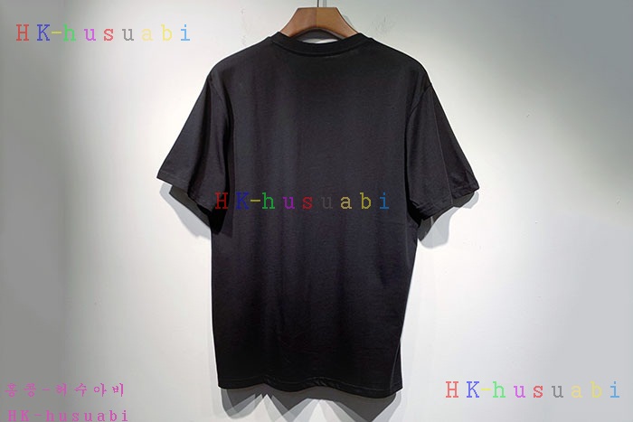 NEW 프라다 반팔티 신상 P 4717240