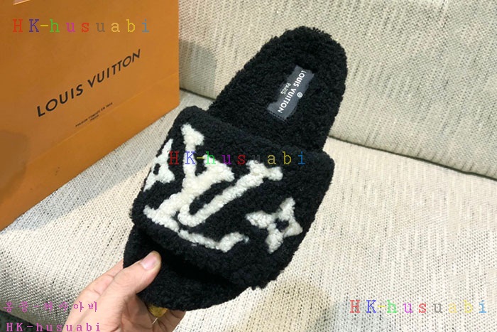 NEW 루이비통 신발 신상 LV 3688241