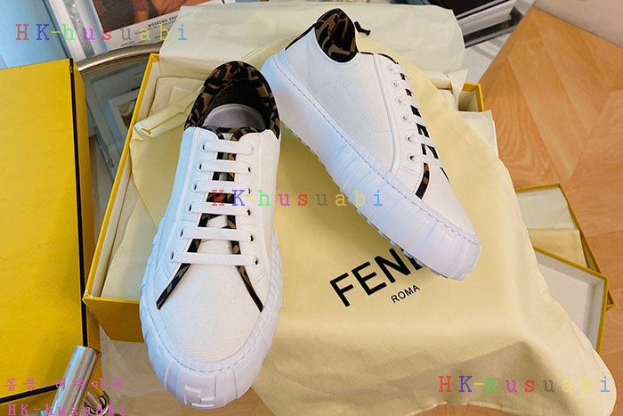 NEW 펜디 스니커즈 신상 FD 3335831