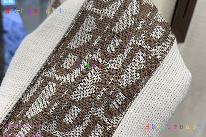 NEW 디올 가디건 신상 DR 2525556