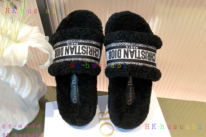NEW 디올 샌들 신상 DR 255251