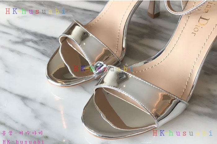 NEW 디올 신발 신상 DR 255256