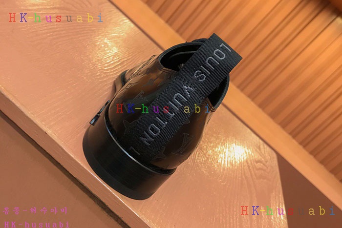 NEW 루이비통 신발 신상 LV 362607