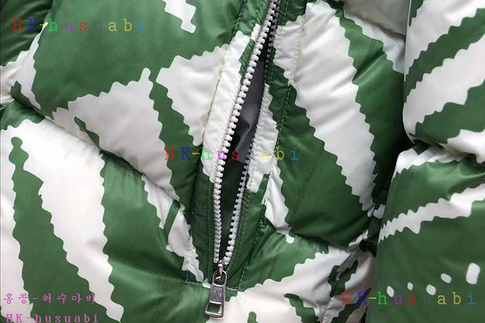 NEW 몽클레어 패딩 신상 M 4717117