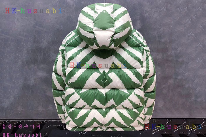 NEW 몽클레어 패딩 신상 M 4717117