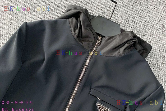 NEW 프라다 자켓 신상 P 2252520