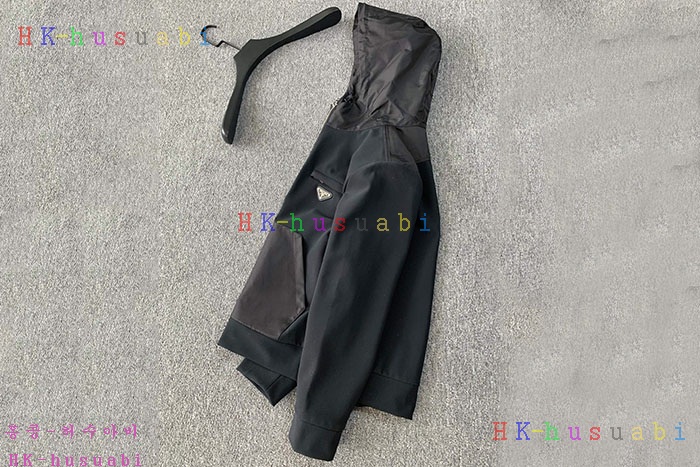 NEW 프라다 자켓 신상 P 2252520