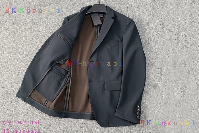 NEW 프라다 자켓 신상 P 2252523