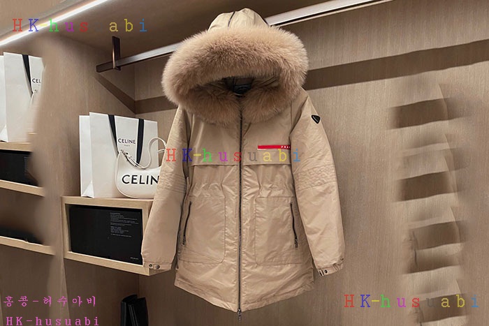 NEW 프라다 패딩 신상 P 2252529
