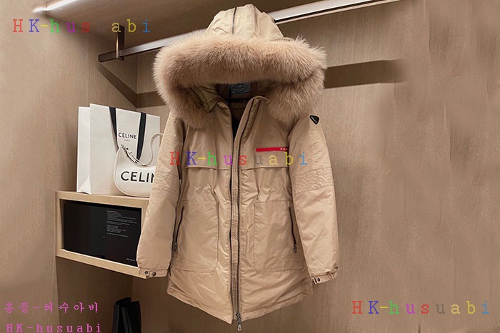 NEW 프라다 패딩 신상 P 2252529