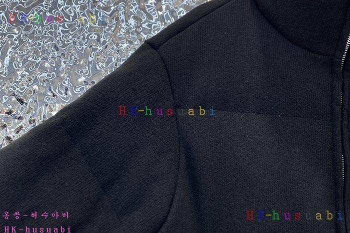 NEW 프라다 패딩 신상 P 2252532