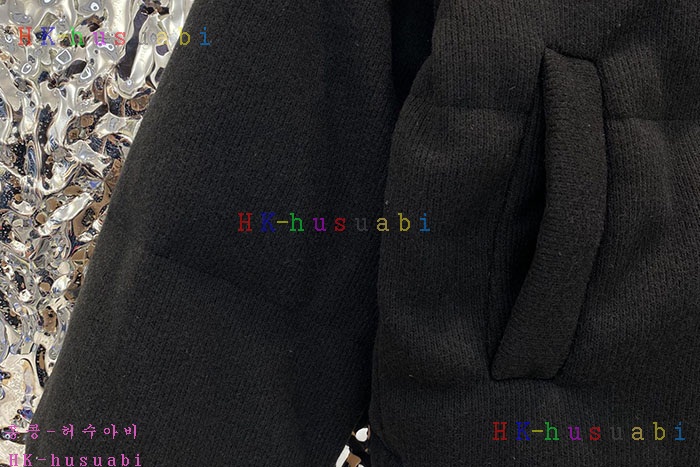NEW 프라다 패딩 신상 P 2252532