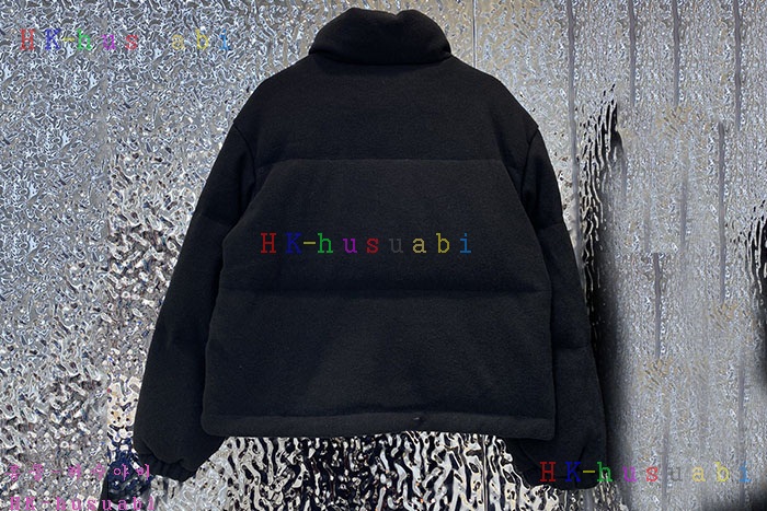 NEW 프라다 패딩 신상 P 2252532