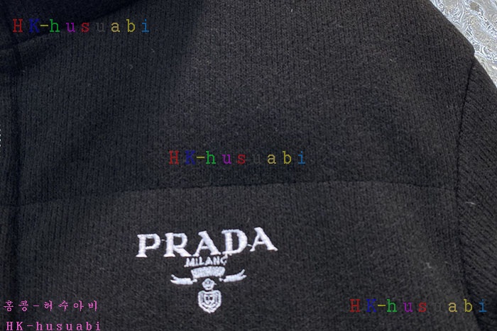 NEW 프라다 패딩 신상 P 2252532