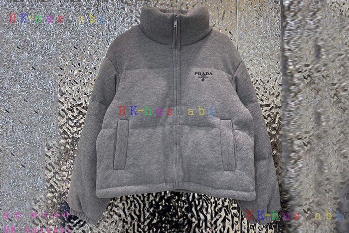 NEW 프라다 패딩 신상 P 2252533