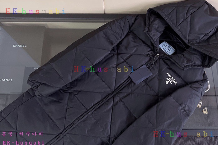 NEW 프라다 패딩 신상 P 2252535