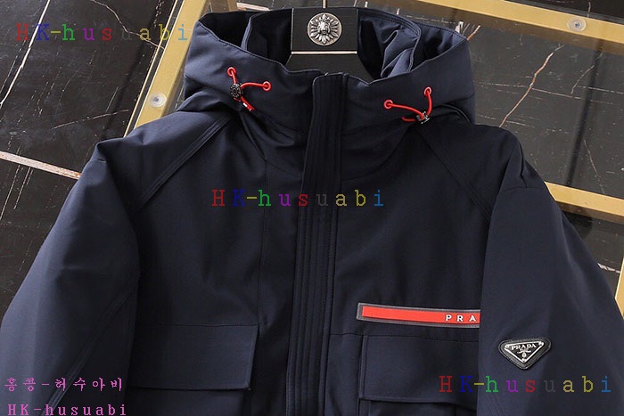 NEW 프라다 패딩 신상 P 2252536
