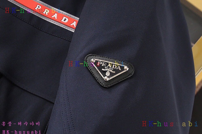 NEW 프라다 패딩 신상 P 2252536