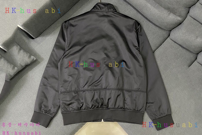 NEW 프라다 상하의 셋트 신상 P 2252510