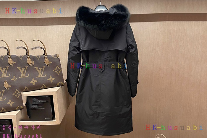 NEW 프라다 패딩 신상 P 223020