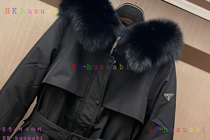 NEW 프라다 패딩 신상 P 223020