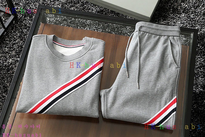 NEW 톰브라운 셋트 신상 TB 4582801