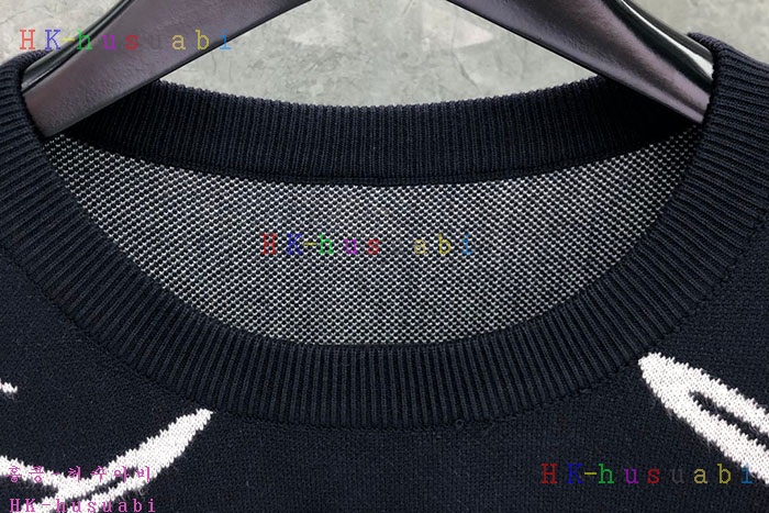 NEW 톰브라운 니트 신상 TB 4582835