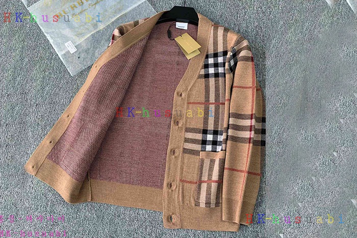 NEW 버버리 가디건 신상 BB 2582909