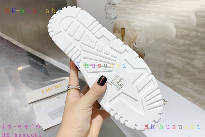 NEW 디올 스니커즈 신상 DR 885218