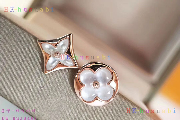NEW 루이비통 목걸이 신상 LV 3525110