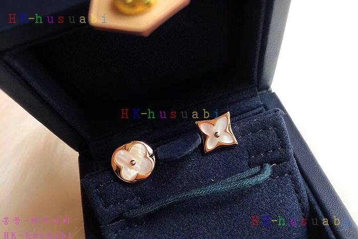 NEW 루이비통 목걸이 신상 LV 3525110