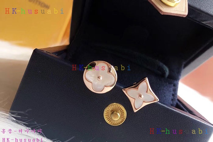 NEW 루이비통 목걸이 신상 LV 3525110