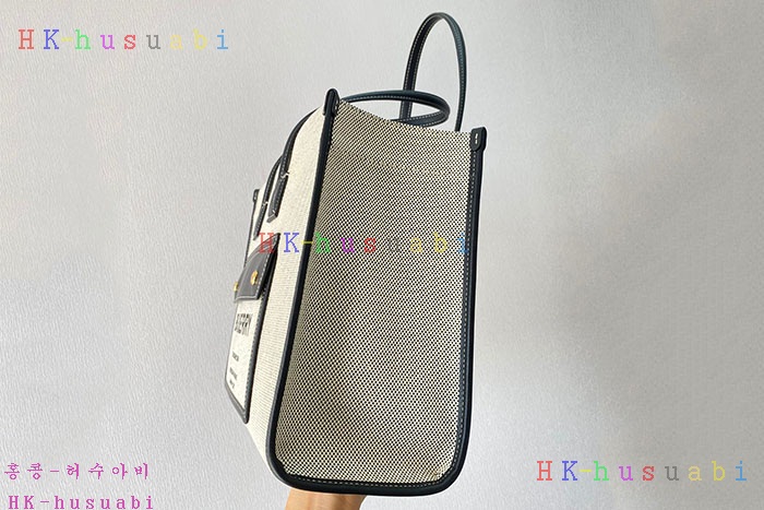 ★미러급★버버리 스몰 투톤 캔버스 레더 프레야 백 8044138-2