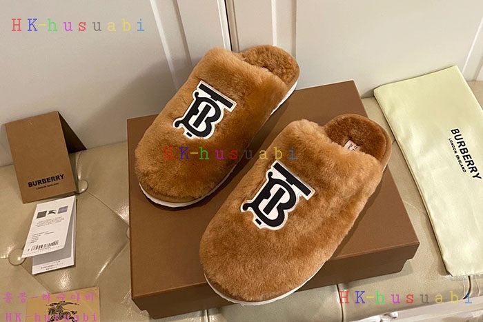 NEW 버버리 신발 신상 BB 885770